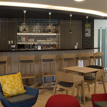 Express Geneva Airport By Ihg Hotel 3*