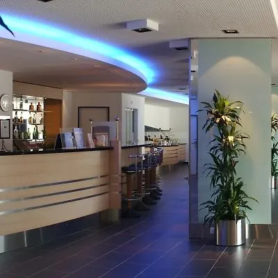 Hotel Express Geneva Airport By Ihg 3*