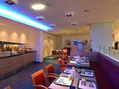Express Geneva Airport By Ihg Hotel Meyrin