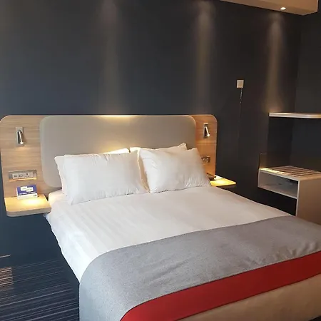 Express Geneva Airport By Ihg Hotel 3*