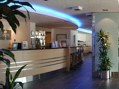 Express Geneva Airport By Ihg 3*