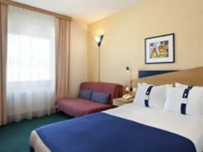 Hotel Express Geneva Airport By Ihg 3*