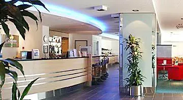 Express Geneva Airport By Ihg 3*